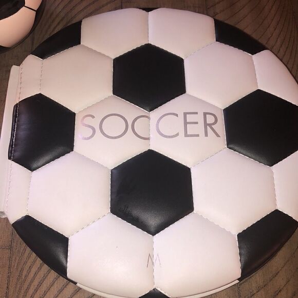 🥅 ⚽️ Soccer ⚽️ Set Vegan Leather Book with Pele Stars ⭐️ of Soccer Ball Bank 🏦 - Picture 5 of 17